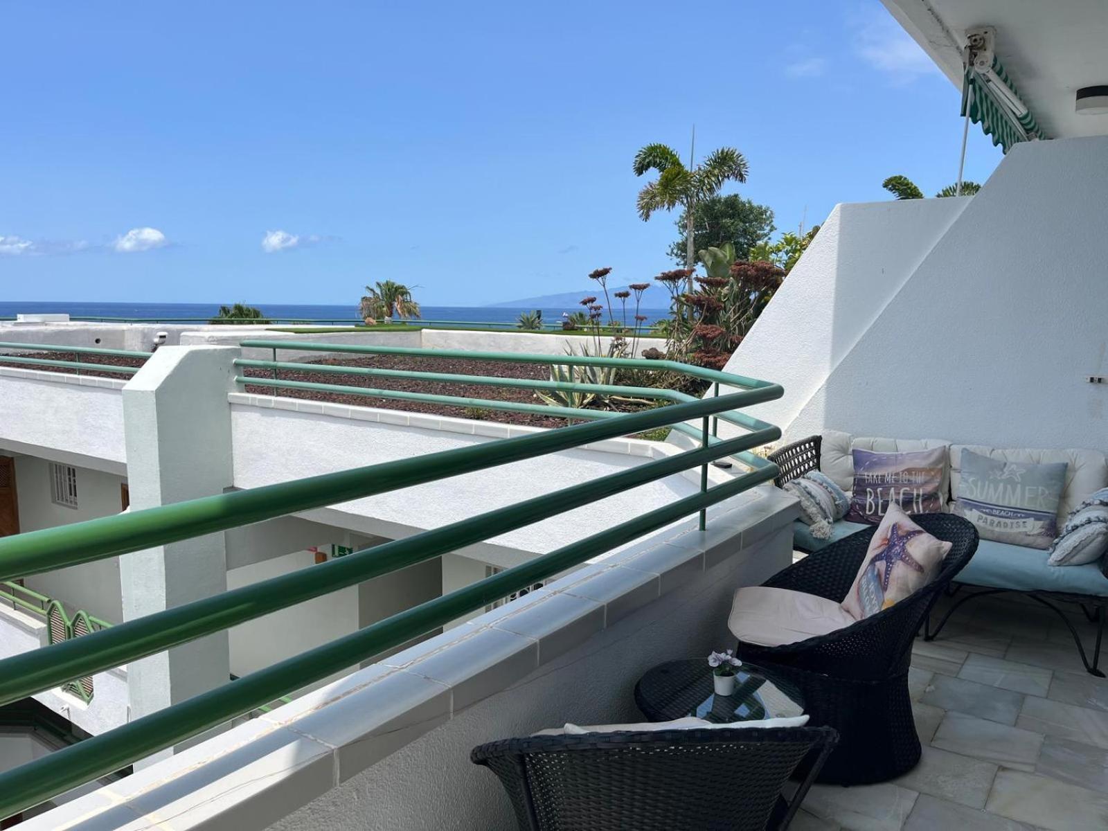 Apartment In Complex Altamira With Direct Ocean View Адехе Экстерьер фото
